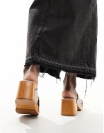 chunky heel sandals in taupe