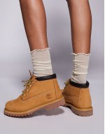 Nellie boots in wheat nubuck