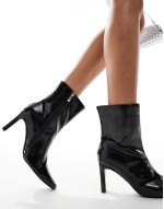Polaris Wide Fit sqaure toe heeled ankle boots in black