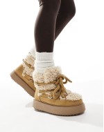 Alpine shearling lace up snow boots in beige