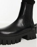 Anthem chunky chelsea boots in black