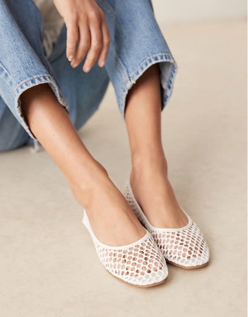 Lagoon weave ballet shoes in white weave