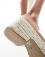 ‌Stylish Toy cross strap wedges in clear